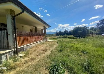 Foto 4 - Villa Via Spineto
 
36, Serre - foto 4