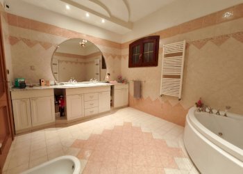 Foto 49 - Villa a Schiera Via Tonelli
 
3, Gallipoli - foto 49