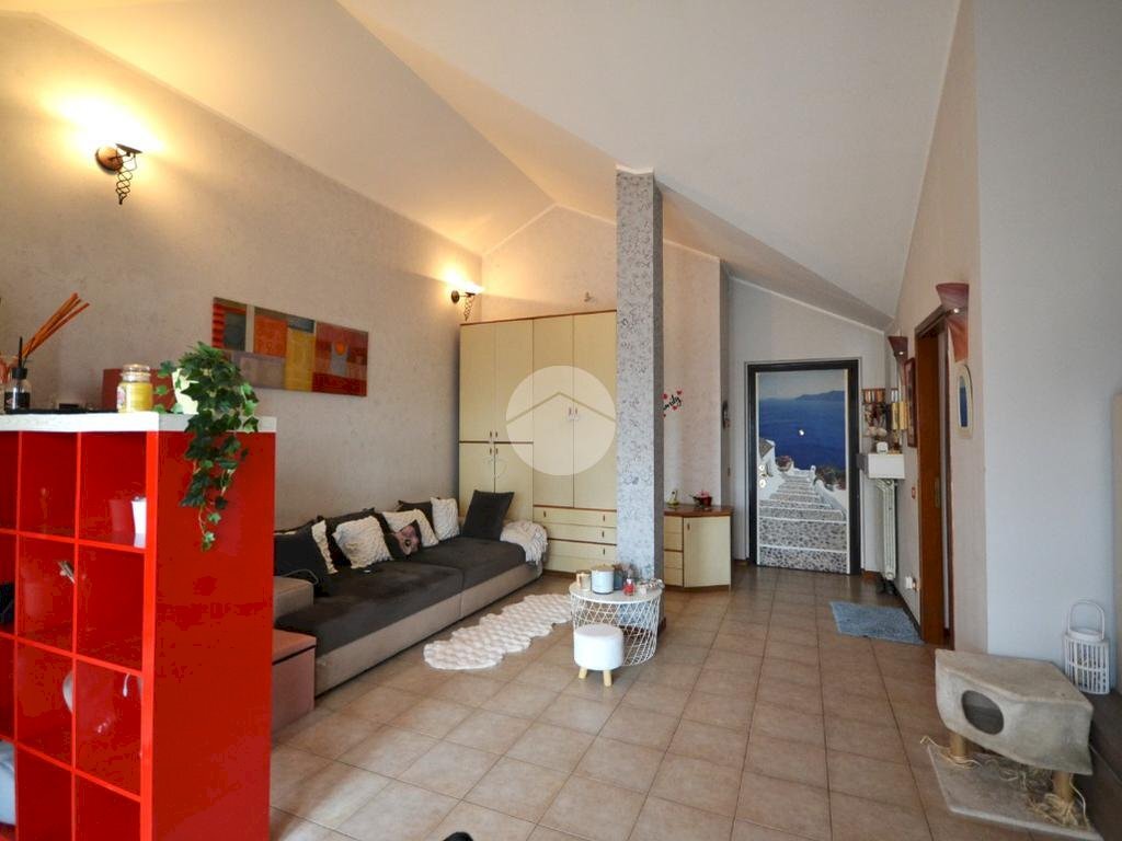 Three-room apartment Via Gandhi, Vittuone - photo 2