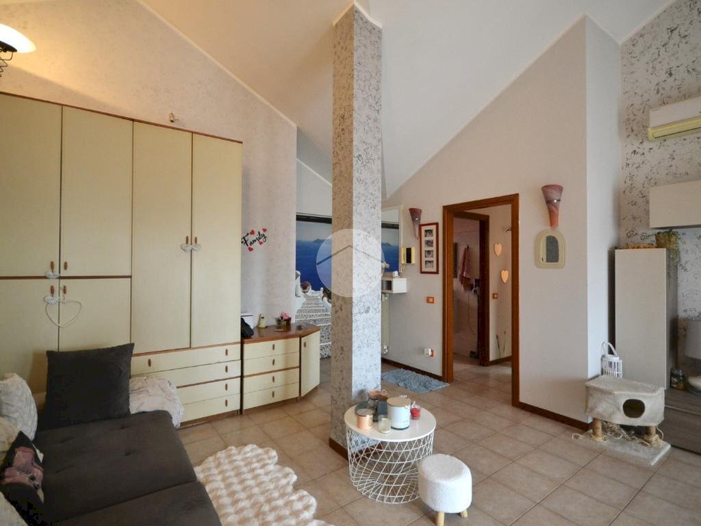Three-room apartment Via Gandhi, Vittuone - photo 3