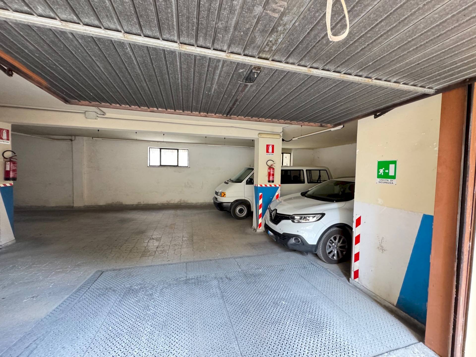 Foto 3 - Box via corsica
 
33, Monterotondo - foto 3