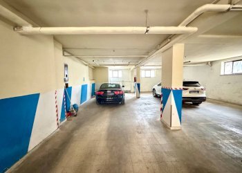 Foto 5 - Box via corsica
 
33, Monterotondo - foto 5