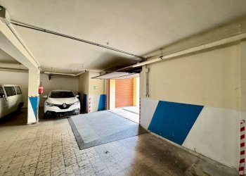 Foto 8 - Box via corsica
 
33, Monterotondo - foto 8