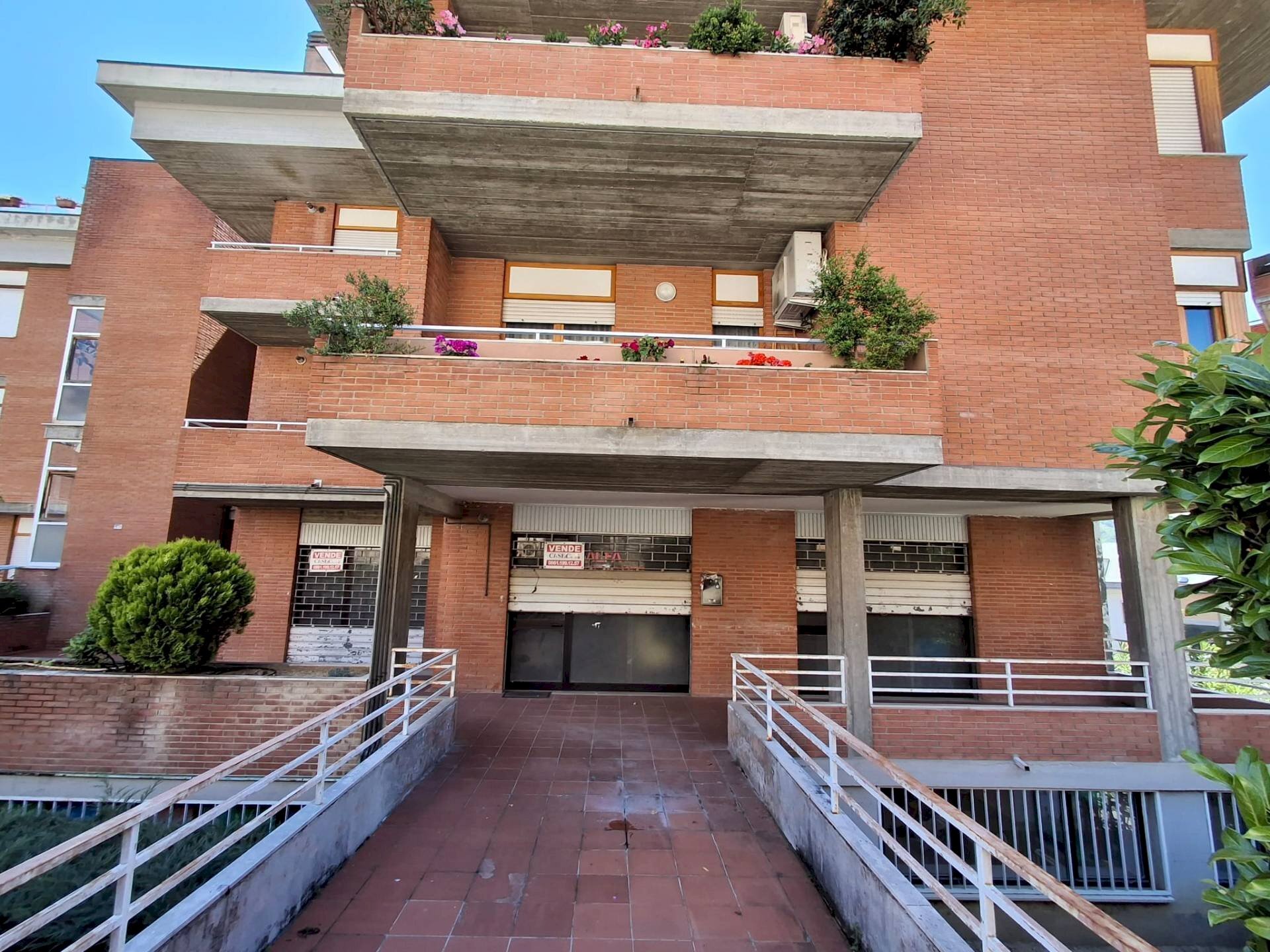 Foto 3 - Locale Commerciale VIALE CAVOUR, Teramo - foto 3