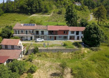 Foto 4 - Casa semi indipendente Via Collina-Asinari
 
1, Sessame - foto 4