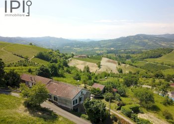 Foto 2 - Casa semi indipendente Via Collina-Asinari
 
1, Sessame - foto 2