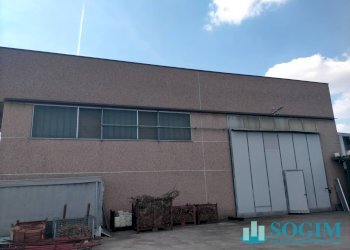 Foto 3 - Capannone via Camussone, Vellezzo Bellini - foto 3