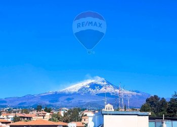 Vista delle montagne - Quadrilocale Corso San Vito
 
63, Mascalucia - foto 1
