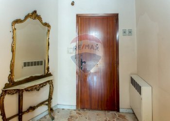 Hall / corridoio - Quadrilocale Corso San Vito
 
63, Mascalucia - foto 6