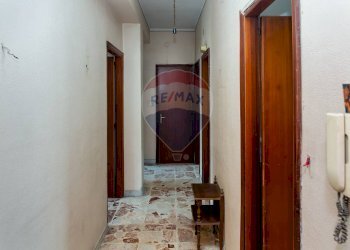 Hall / corridoio - Quadrilocale Corso San Vito
 
63, Mascalucia - foto 9