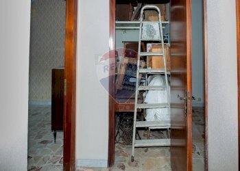 Dispensa di stoccaggio - Quadrilocale Corso San Vito
 
63, Mascalucia - foto 18