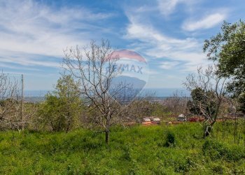 Vista delle montagne - Terreno edificabile via fornì
 
17, Piedimonte Etneo - foto 25