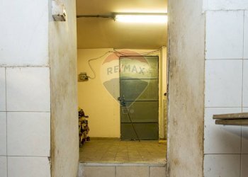 Hall / corridoio - Shop Giuseppe Garibaldi
 
352, Catania - photo 10