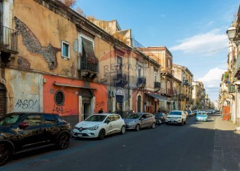 Edificio all\'aperto - Shop Giuseppe Garibaldi
 
352, Catania - photo 20