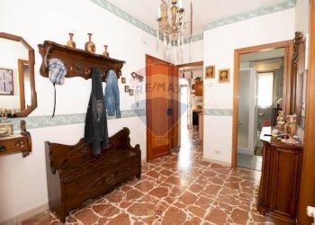 Hall / corridoio - Appartamento VIA TRAPANI
 
18, Caltagirone - foto 20