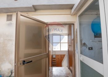 Hall / corridoio - Appartamento VIA TRAPANI
 
18, Caltagirone - foto 33