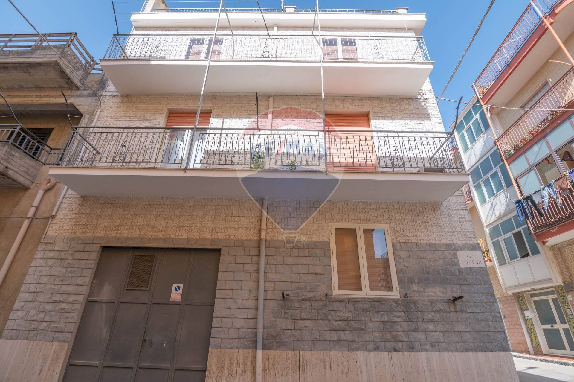 Edificio all\'aperto - Box AGRIGENTO
 
25, Caltagirone - photo 2