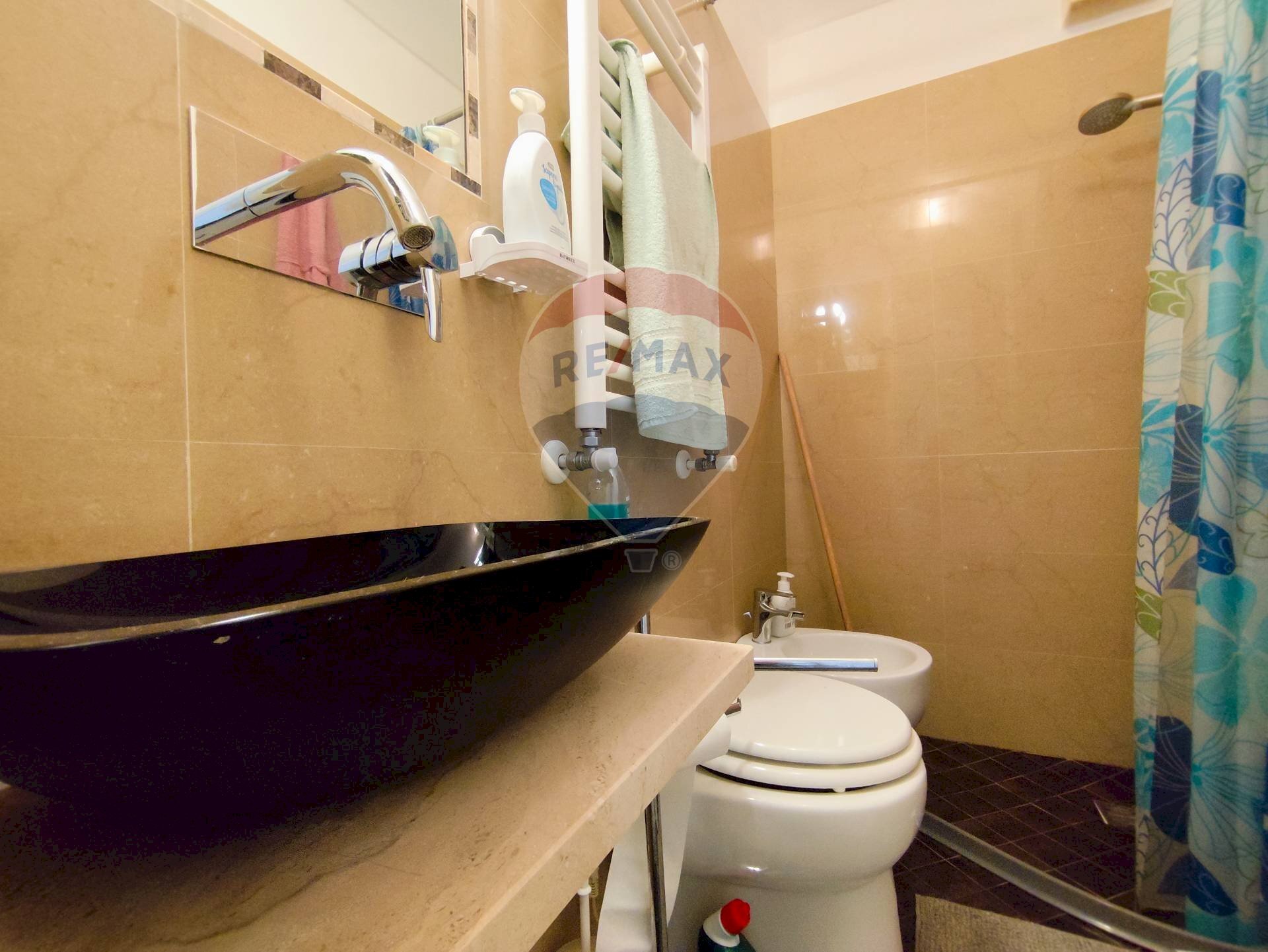 Bagno - Two-room apartment Via Magenta
5, Torino - photo 3