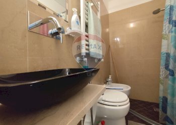 Bagno - Bilocale Via Magenta
 
5, Torino - foto 2