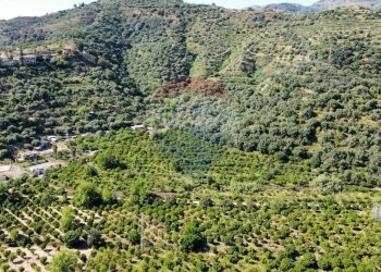 Vista delle montagne - Terreno agricolo C.da Fiascara, Taormina - foto 13