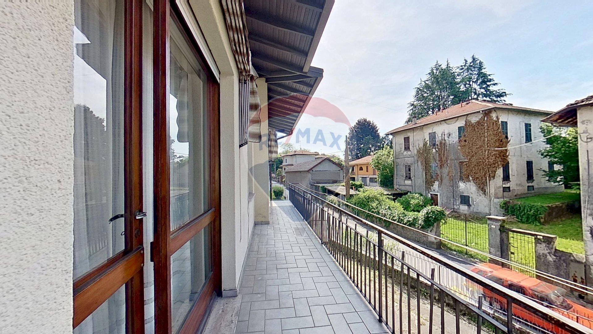 Balcone - Casa indipendente VIA MONTELLO
 
21, Sesto Calende - foto 3