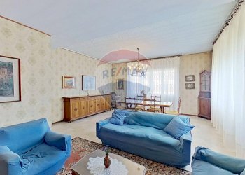 Sala da pranzo - Casa indipendente VIA MONTELLO
 
21, Sesto Calende - foto 11