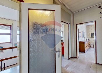 Hall / corridoio - Casa indipendente VIA MONTELLO
 
21, Sesto Calende - foto 15