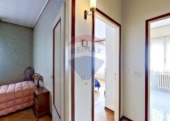 Camera / camera da letto - Casa indipendente VIA MONTELLO
 
21, Sesto Calende - foto 24