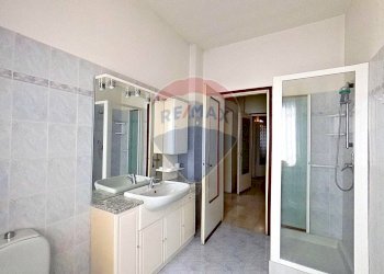 Bagno - Casa indipendente VIA MONTELLO
 
21, Sesto Calende - foto 35