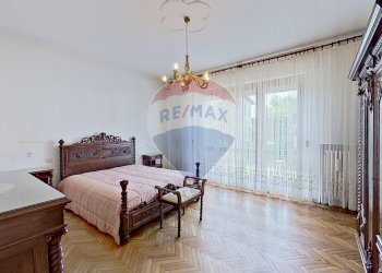 Camera / camera da letto - Casa indipendente VIA MONTELLO
 
21, Sesto Calende - foto 37