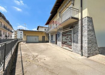 Terrazza - Casa indipendente VIA MONTELLO
 
21, Sesto Calende - foto 47