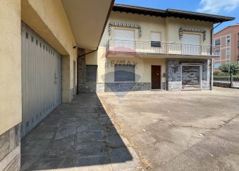 Casa all\'aperto - Casa indipendente VIA MONTELLO
 
21, Sesto Calende - foto 42