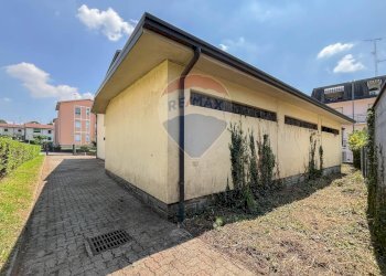 Casa all\'aperto - Casa indipendente VIA MONTELLO
 
21, Sesto Calende - foto 51