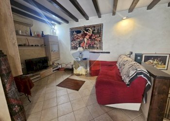 Soggiorno - Casa semi indipendente Via Caputo
 
33, Bagheria - foto 5