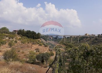 Vista delle montagne - Terreno edificabile Contrada Cefalà
s.n.c., Santa Flavia - foto 2