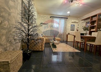 Sala da pranzo - Quadrilocale Via Nicolò Derelitto
 
44, Bagheria - foto 2