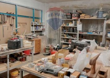 Dispensa di stoccaggio - Magazzino Via Nicolò Derellitto
 
45, Bagheria - foto 4