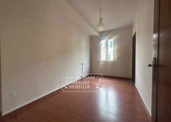 Foto 8 - Capannone via Garibaldi
 
150, Viareggio - foto 8