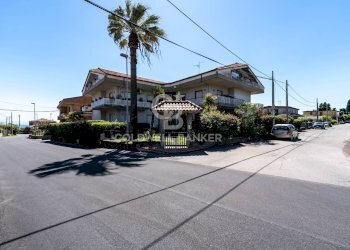 Foto 13 - Quadrilocale Via Luigi Settembrini
 
53, Giarre - foto 13