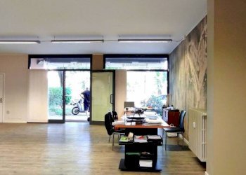 Interno non residenziale - Negozio via Pezzana, Carpi - foto 3