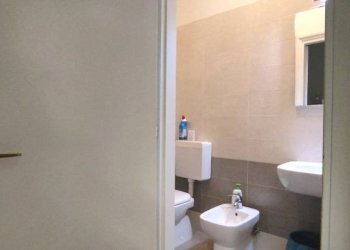 Bagno - Negozio via Pezzana, Carpi - foto 9