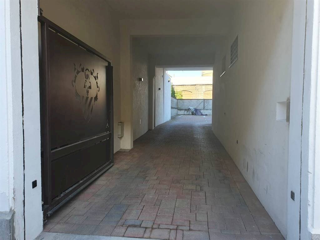 Interno palazzo - Box via MONTE SABOTINO, 38, Sesto San Giovanni - foto 2