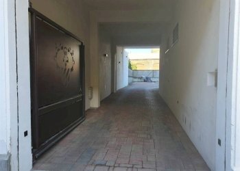 Interno palazzo - Box via MONTE SABOTINO, 38, Sesto San Giovanni - foto 2