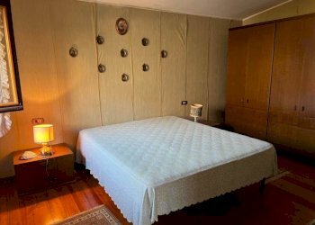 Camera da letto - Villa via MASSIMO D'AZEGLIO, 4, Ballabio - foto 21