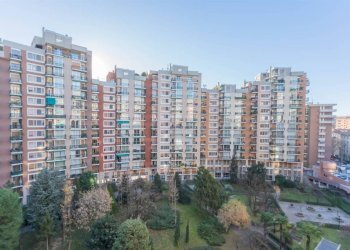 Vista - Three-room apartment viale MARELLI, 19, Sesto San Giovanni - photo 1