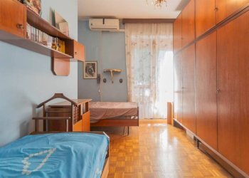 Camera da letto - Three-room apartment viale MARELLI, 19, Sesto San Giovanni - photo 34