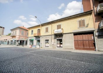Zona - Appartamento via Po, 7, Chivasso - foto 3