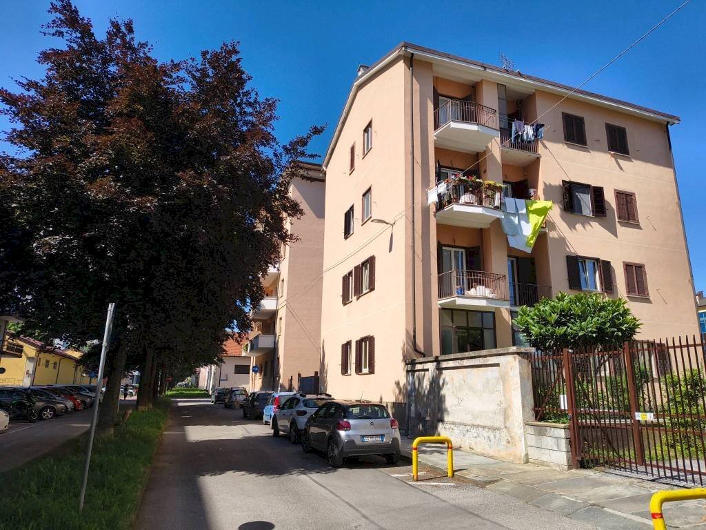 Facciata - Four-room apartment Cuneo (neighborhood Donatello) - photo 1