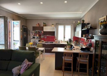 Salone - Quadrilocale Cuneo (zona Donatello) - foto 1