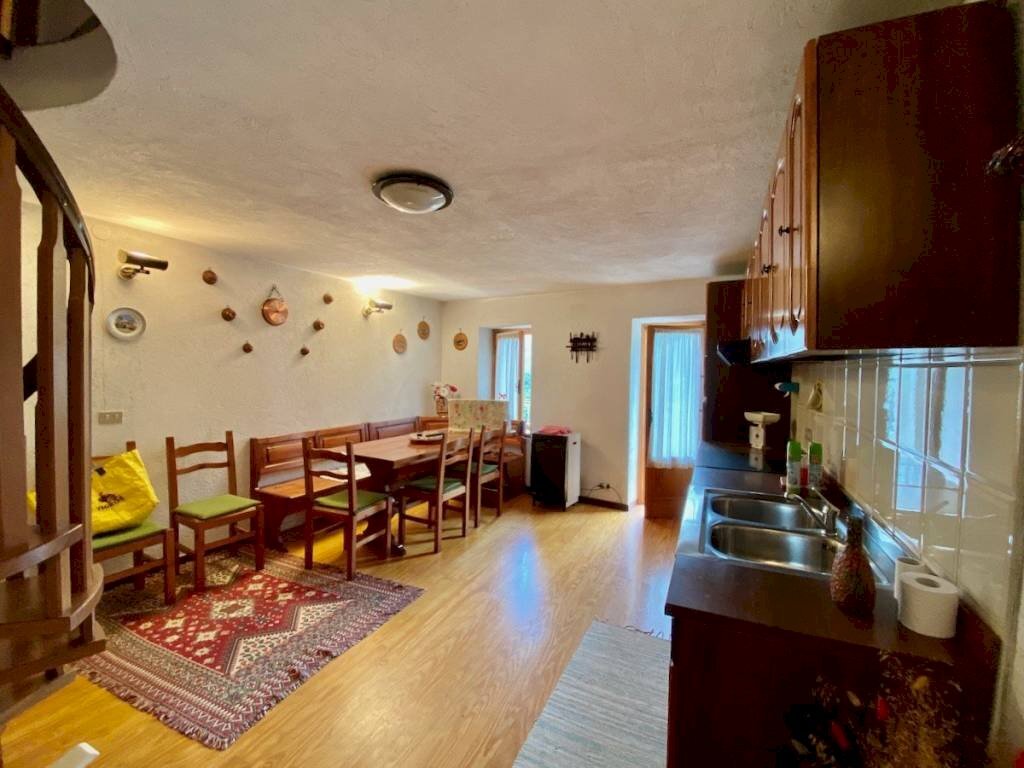 Soggiorno - Quadrilocale Frazione Oretto, 65, Campiglia Cervo - foto 3